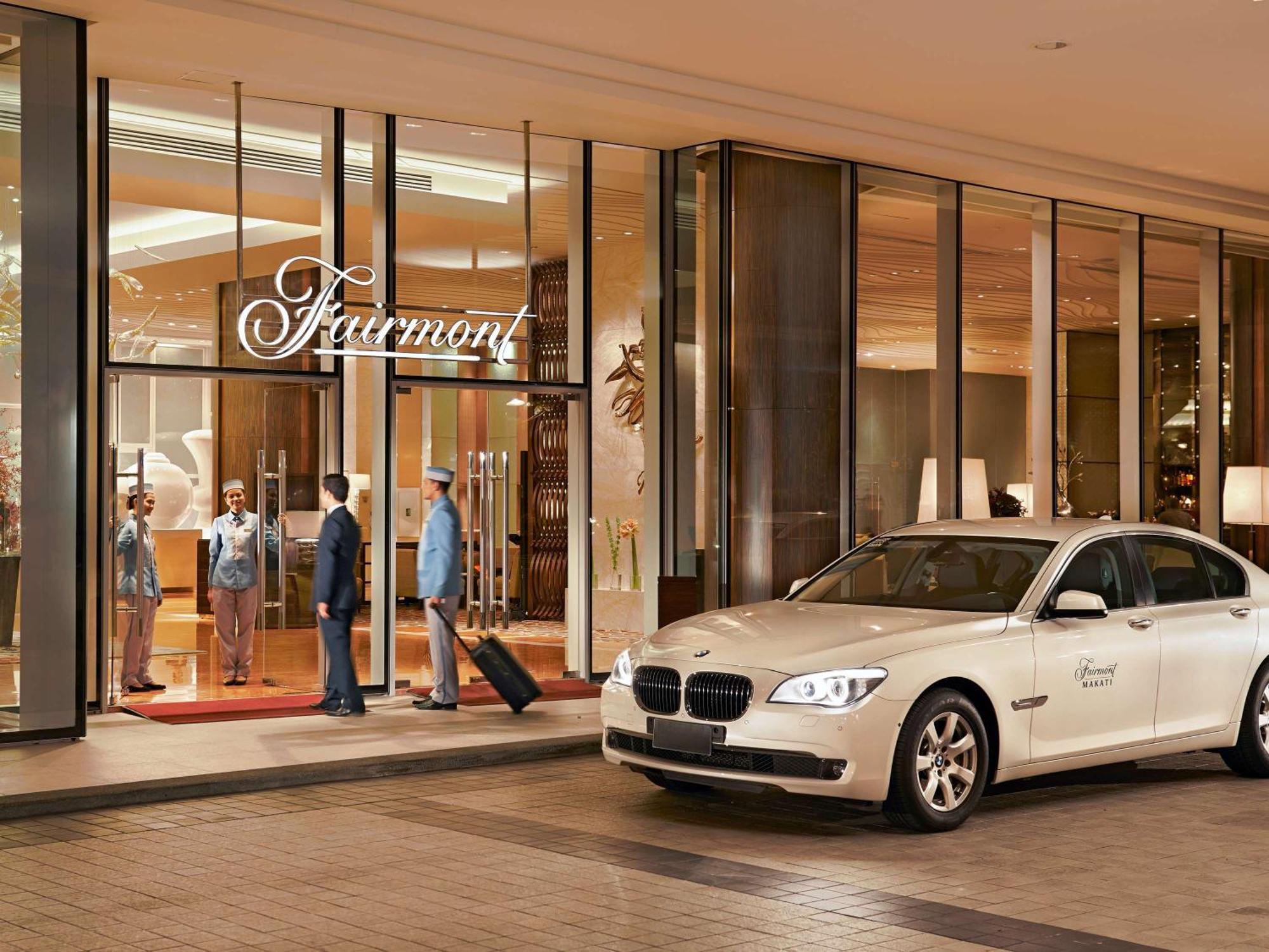 Hotel Fairmont Makati Makati City Zewnętrze zdjęcie Entrance of Fairmont Jakarta